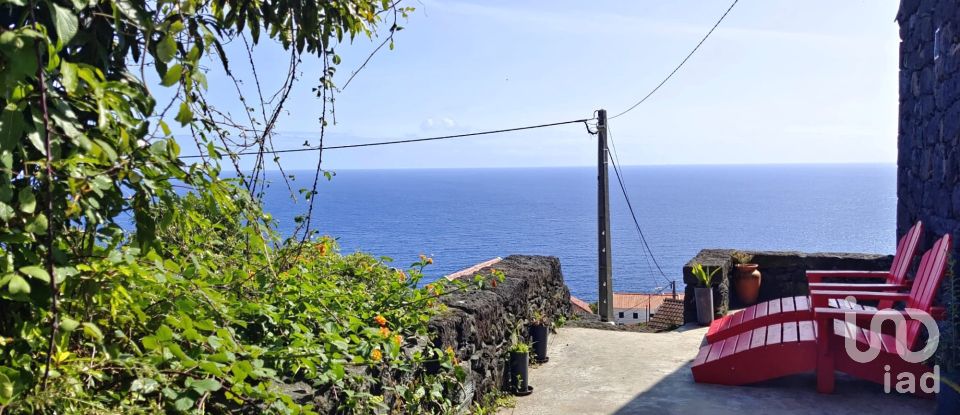 Maison T2 à Ribeiras de 175 m²