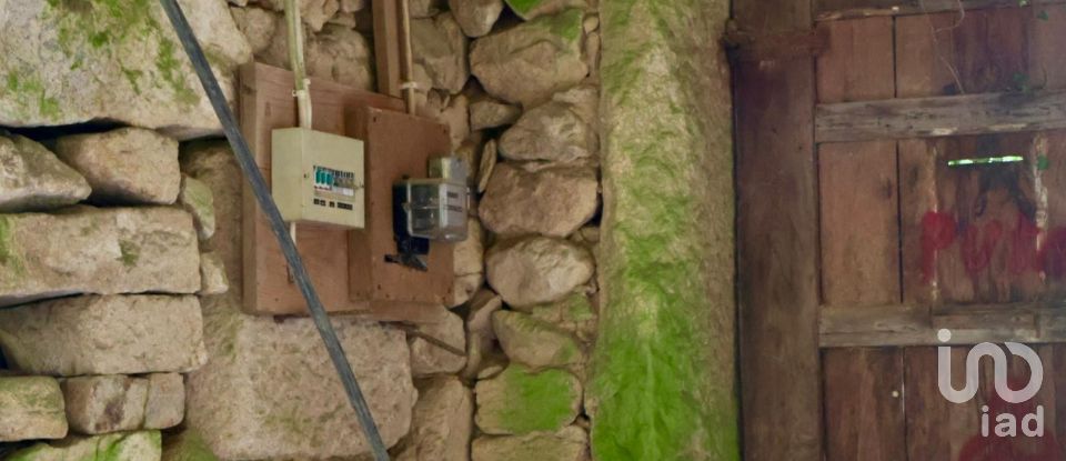 Maison T4 à Covas de 360 m²