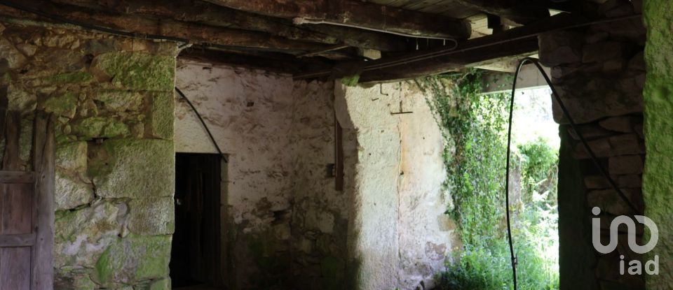 Maison T4 à Covas de 360 m²