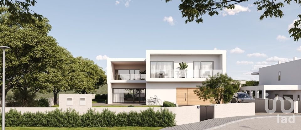 Terrain à Estômbar e Parchal de 723 m²