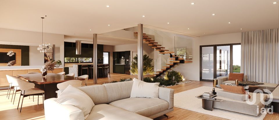 Terrain à Estômbar e Parchal de 723 m²