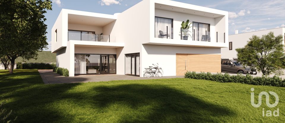 Terrain à Estômbar e Parchal de 723 m²