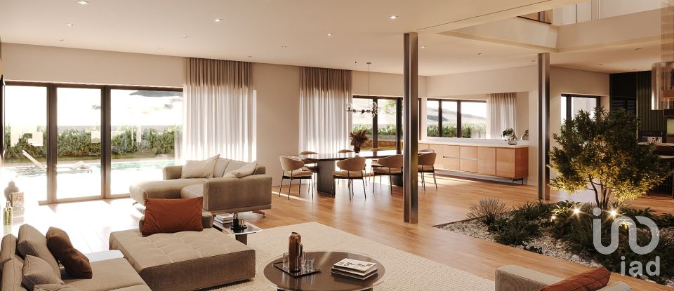 Terrain à Estômbar e Parchal de 723 m²