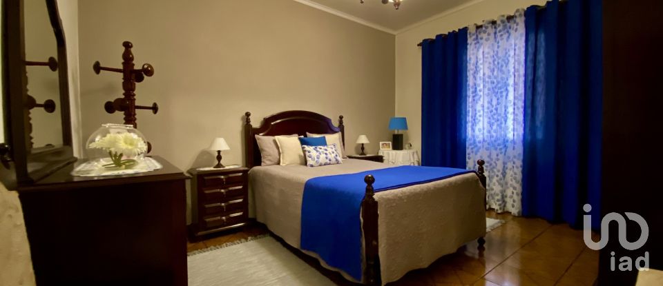 Farm T8 in Santo António da Serra of 960 m²