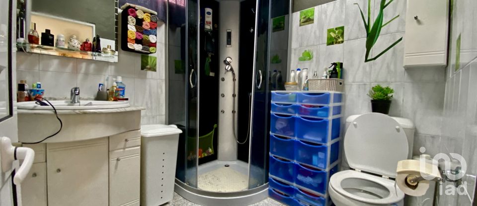 Farm T8 in Santo António da Serra of 960 m²