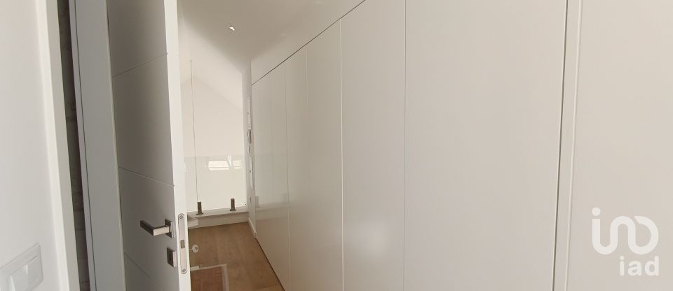 House T3 in Costa da Caparica of 147 m²
