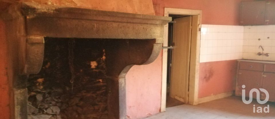 Village house T6 in Azinhoso of 320 m²