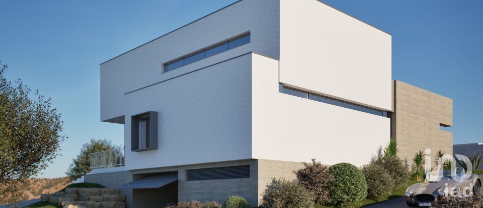 Maison T3 à Loulé (São Sebastião) de 330 m²