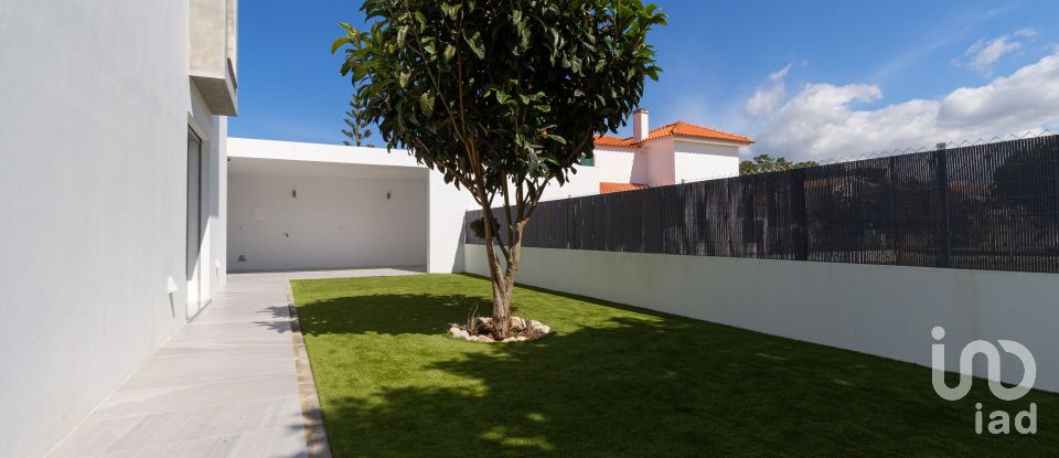 Moradia T4 em Sesimbra (Castelo) de 167 m²