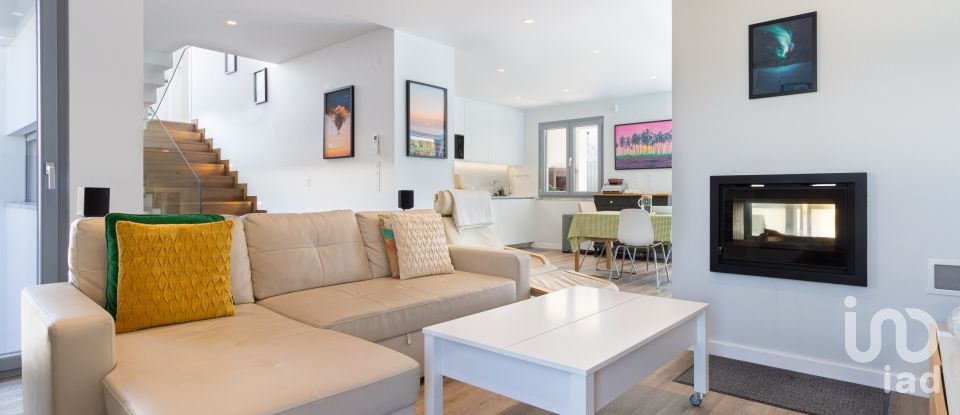 Moradia T4 em Sesimbra (Castelo) de 167 m²