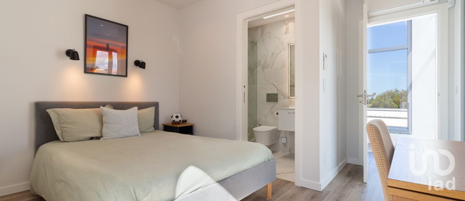 Moradia T4 em Sesimbra (Castelo) de 167 m²