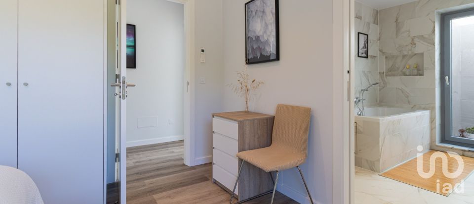 Moradia T4 em Sesimbra (Castelo) de 167 m²