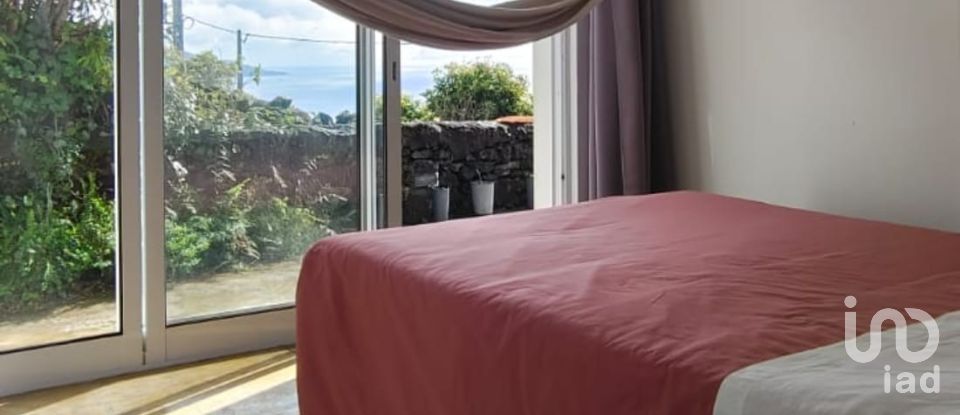 Maison T2 à Ribeiras de 175 m²