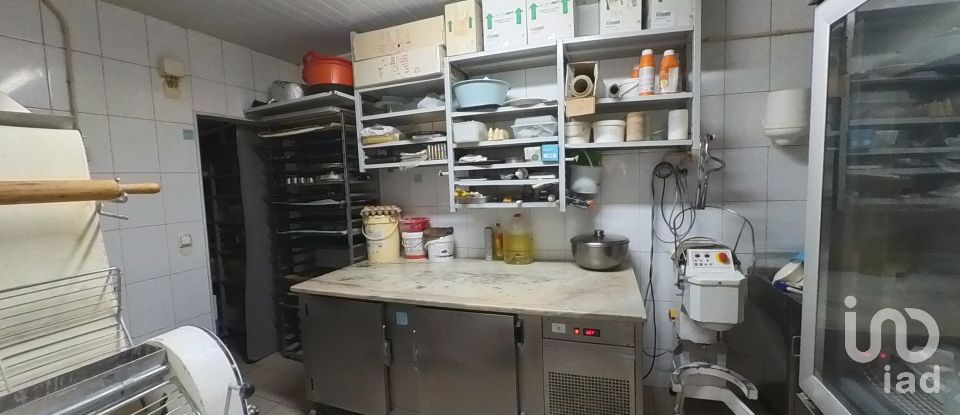 Boutique/Local commercial à Sertã de 114 m²