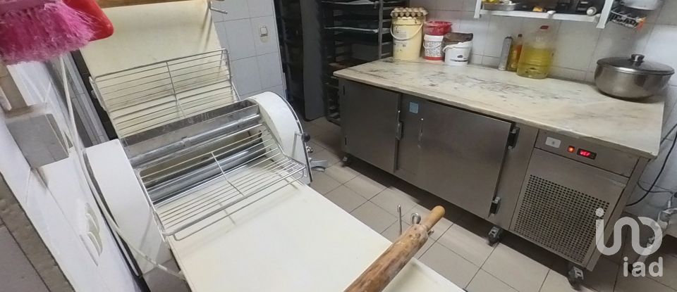 Boutique/Local commercial à Sertã de 114 m²