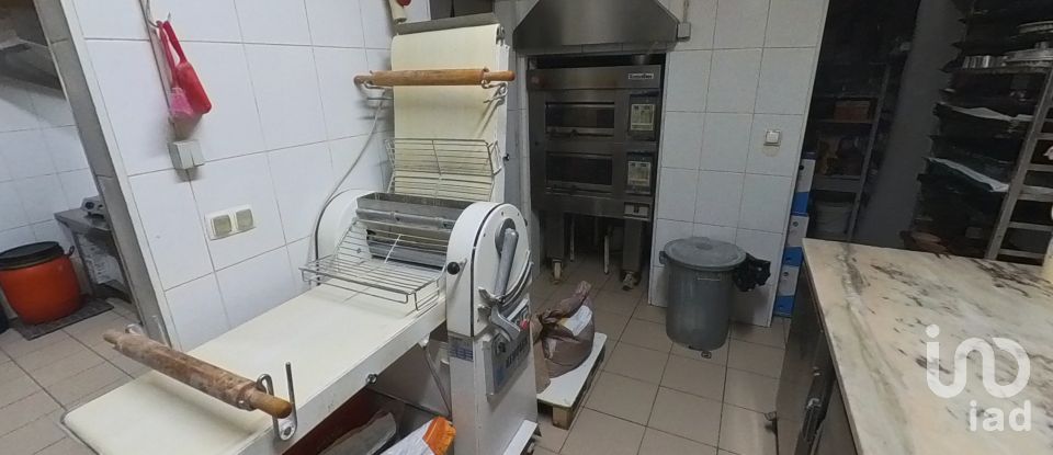 Boutique/Local commercial à Sertã de 114 m²