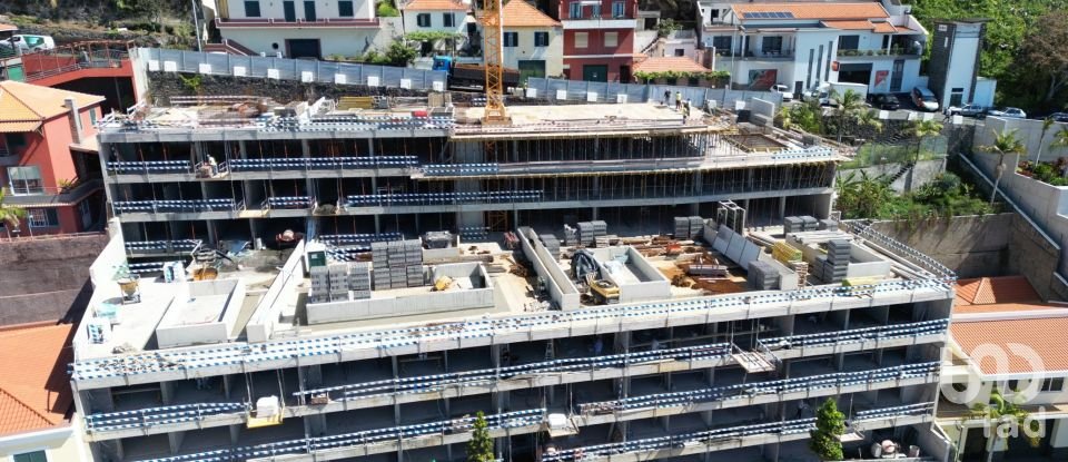 Apartamento T2 em Câmara de Lobos de 180 m²