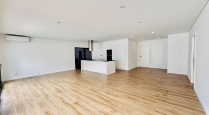 Maison T3 à Fernão Ferro de 158 m²