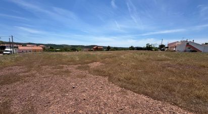 Terrain à Silves de 9 360 m²