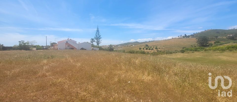 Terrain à Silves de 9 360 m²