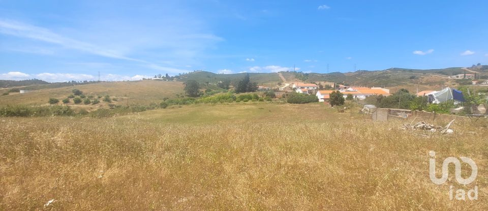 Terrain à Silves de 9 360 m²