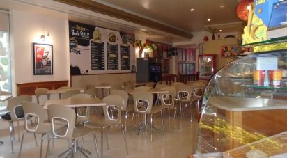 Boutique/Local commercial à Santarém (Marvila), Santa Iria Da Ribeira De Santarém, Santarém (São Salvador) E Santarém (São Nicolau) de 165 m²