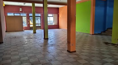 Shop / premises commercial in Nelas of 345 m²