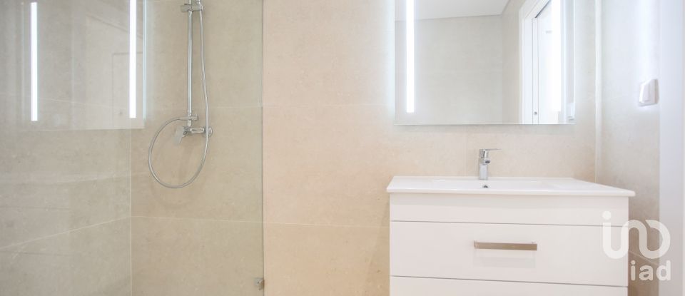 Maison T3 à Tornada e Salir do Porto de 210 m²