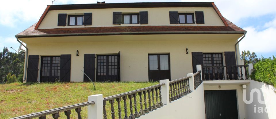 House T5 in Famalicão of 415 m²