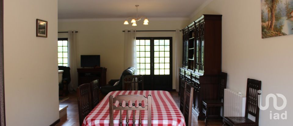 House T5 in Famalicão of 415 m²