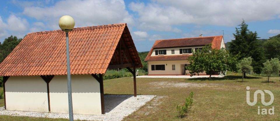 House T5 in Famalicão of 415 m²