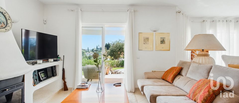 Moradia T3 em Albufeira e Olhos de Água de 235 m²