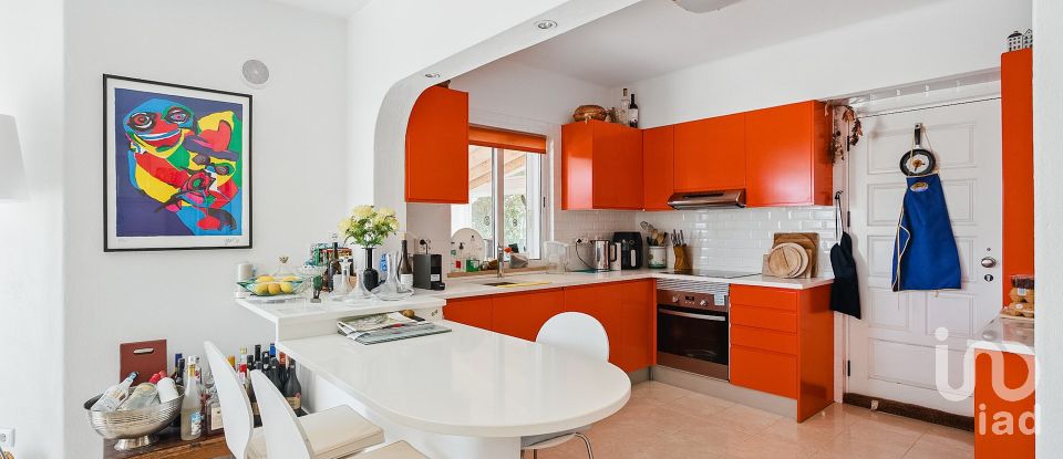 Moradia T3 em Albufeira e Olhos de Água de 235 m²