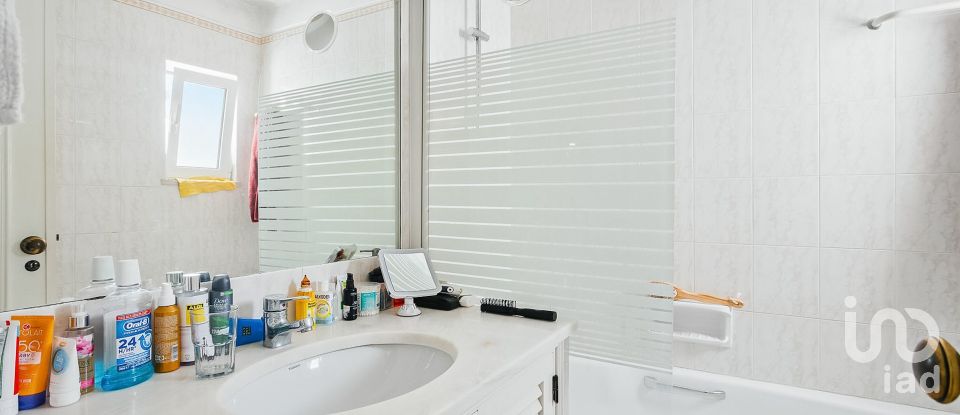 Moradia T3 em Albufeira e Olhos de Água de 235 m²