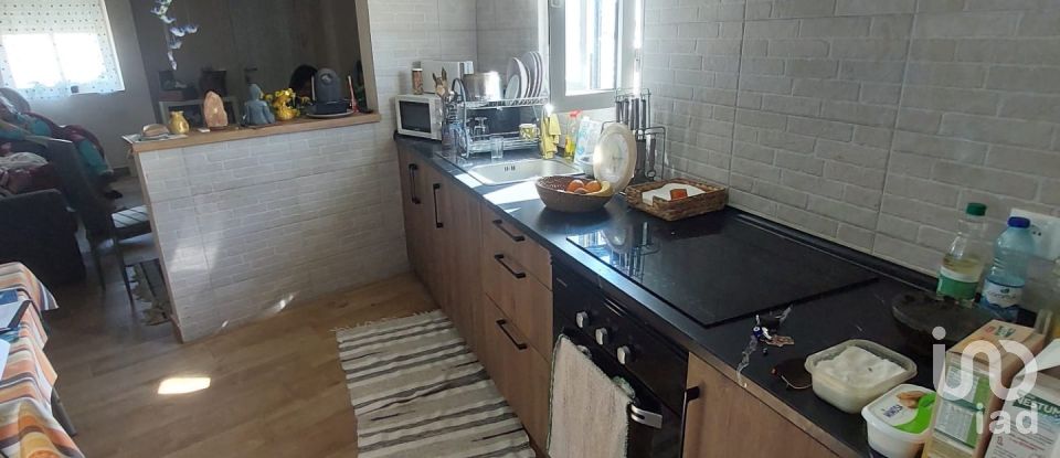 House T2 in Nossa Senhora da Graça dos Degolados of 32 m²