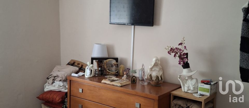 House T2 in Nossa Senhora da Graça dos Degolados of 32 m²