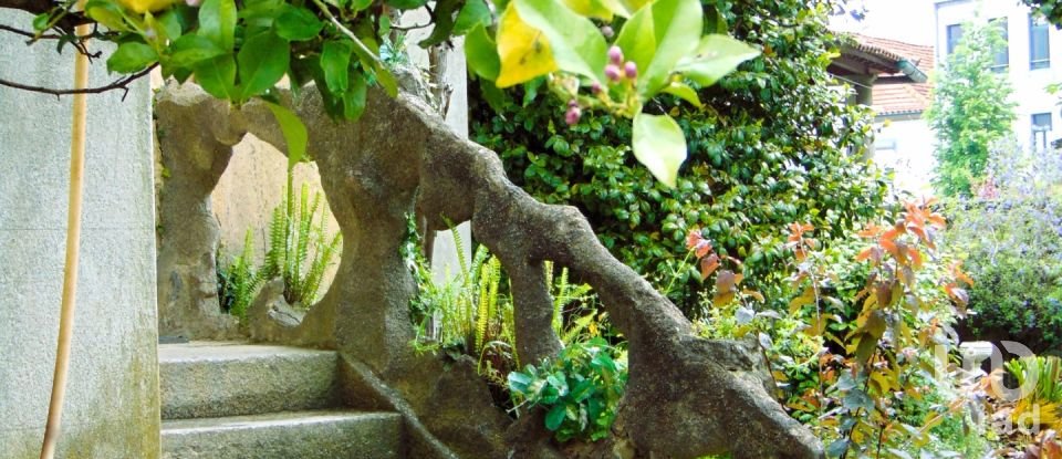 House T6 in Vila Cova da Lixa e Borba de Godim of 398 m²