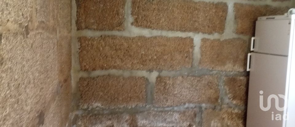 Casa de Campo T4 em Lagoaça e Fornos de 149 m²