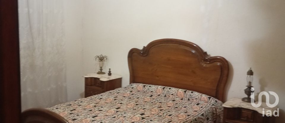 Casa de Campo T4 em Lagoaça e Fornos de 149 m²