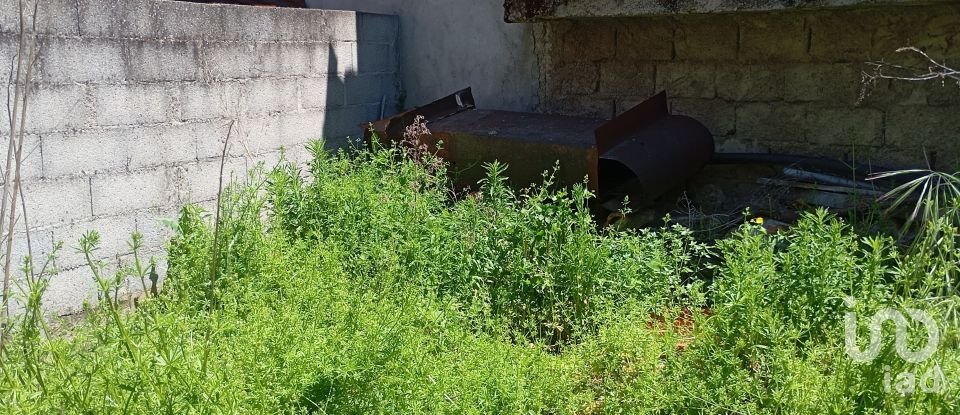 Casa de Campo T4 em Lagoaça e Fornos de 149 m²