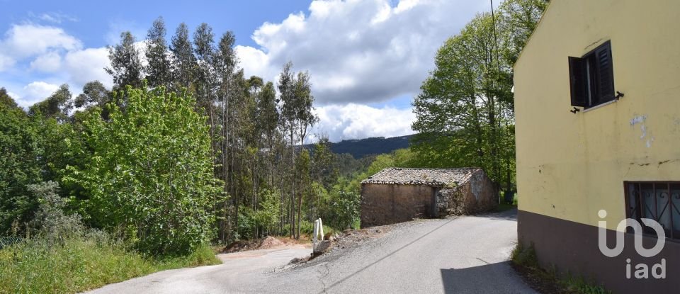 Village house T3 in Vila Nova of 802 m²