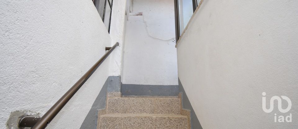 Village house T3 in Vila Nova of 802 m²