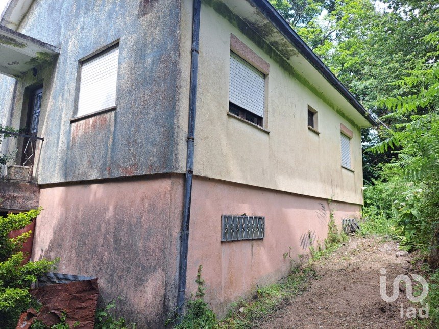 House T2 in Esqueiros, Nevogilde e Travassós of 68 m²