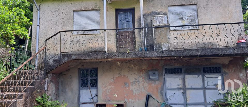 House T2 in Esqueiros, Nevogilde e Travassós of 68 m²