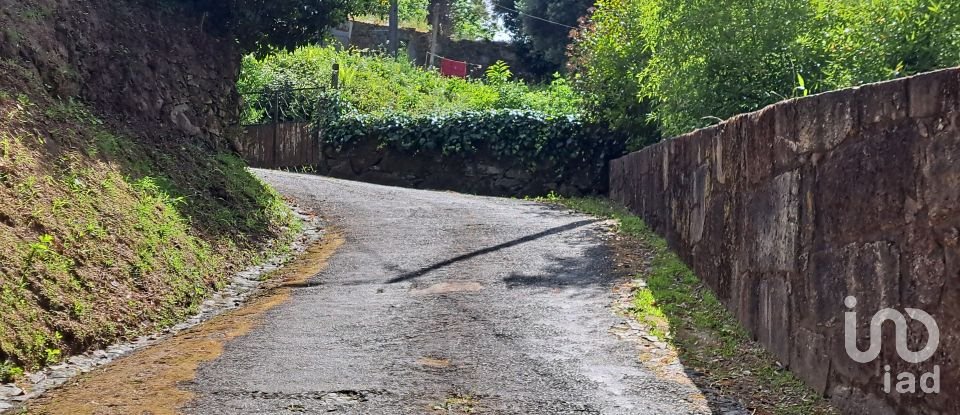 House T2 in Esqueiros, Nevogilde e Travassós of 68 m²