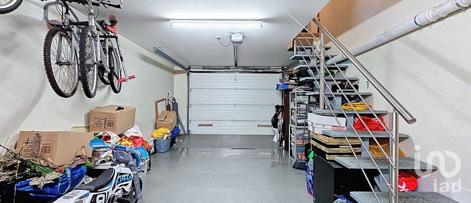 House T4 in Rio Tinto of 231 m²