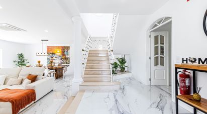 Maison T4 à Porches de 288 m²