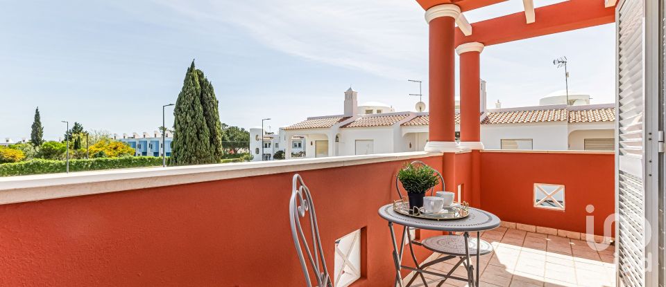 Maison T4 à Porches de 288 m²