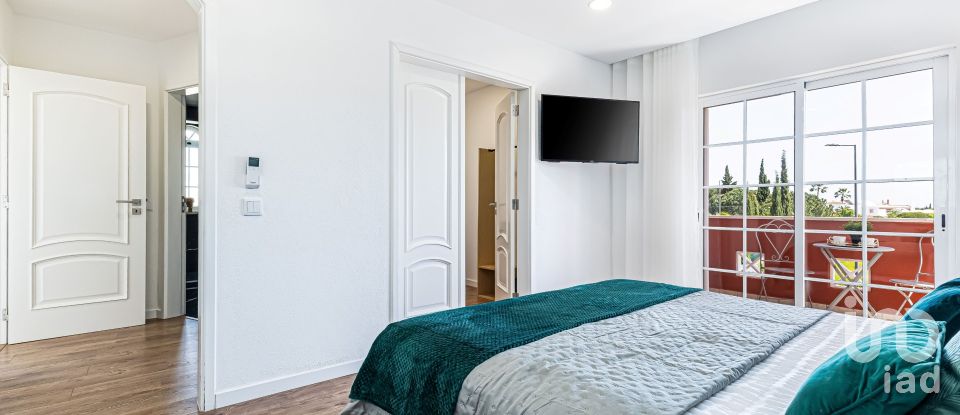 Maison T4 à Porches de 288 m²