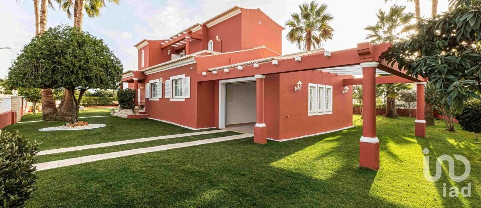 Maison T4 à Porches de 288 m²